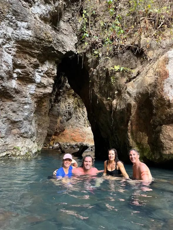 La Leona Waterfall CR